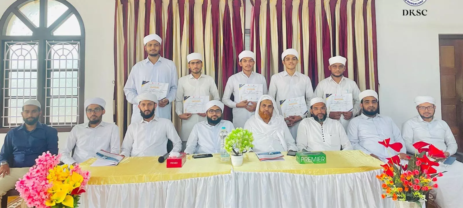 ಮೂಳೂರು: ರಾಷ್ಟ್ರೀಯ ವಿಚಾರಸಂಕಿರಣದಲ್ಲಿ ಪ್ರಬಂಧ ಮಂಡಿಸಿದ ವಿದ್ಯಾರ್ಥಿಗಳಿಗೆ ಅಭಿನಂದನೆ