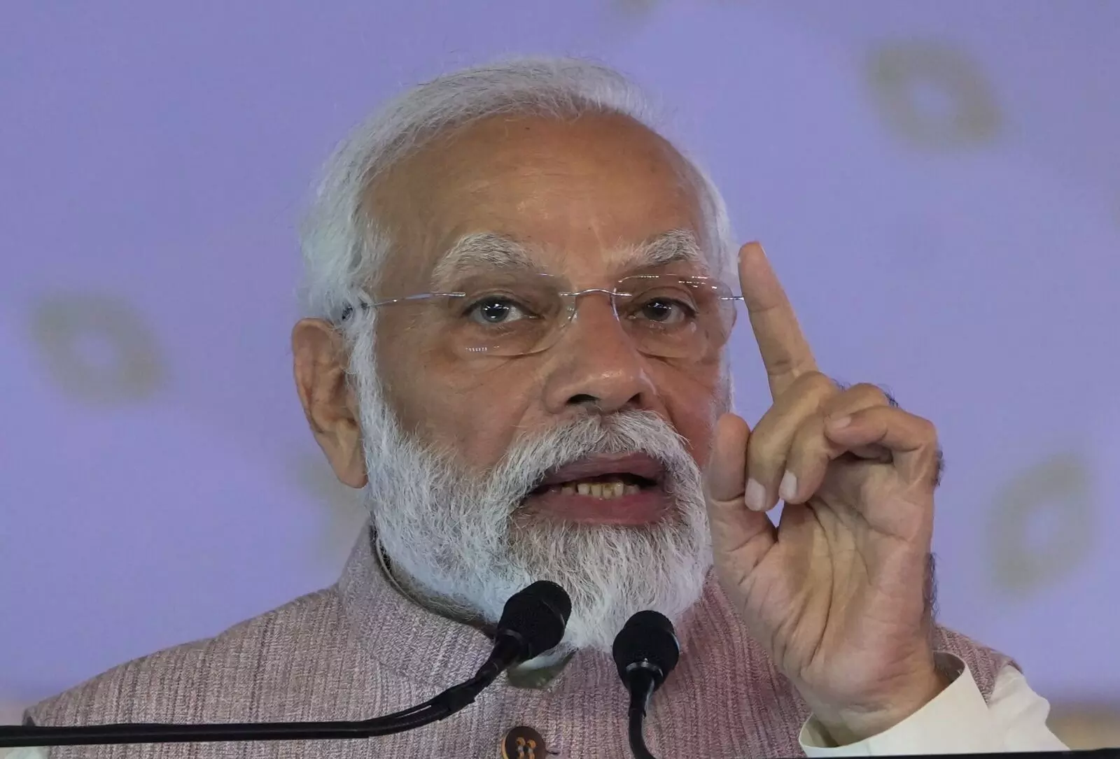 ಪ್ರಧಾನಿ ಮೌನ ಮುರಿಯಲು ಅವಿಶ್ವಾಸ ನಿರ್ಣಯದ ಮೊರೆ ಹೋದ ವಿಪಕ್ಷಗಳು ಪ್ರಧಾನಿ ಮೌನ ಮುರಿಯಲು ಅವಿಶ್ವಾಸ ನಿರ್ಣಯದ ಮೊರೆ ಹೋದ ವಿಪಕ್ಷಗಳು