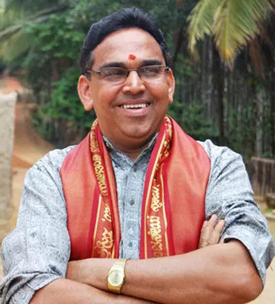 ಕೊಂಡದಕುಳಿಗೆ ಗುರು ಎಂ.ವೀರಭದ್ರ ನಾಯಕ್ ಯಕ್ಷ ಪ್ರಶಸ್ತಿ