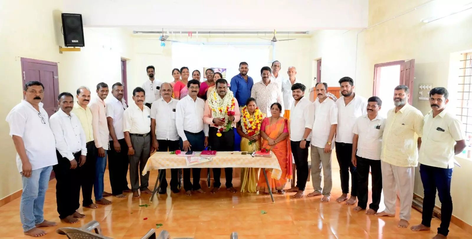 ಅಳಿಕೆ ಗ್ರಾ.ಪಂ: ಅಧ್ಯಕ್ಷರಾಗಿ ಪದ್ಮನಾಭ ಪೂಜಾರಿ ಸಣ್ಣಗುತ್ತು, ಉಪಾಧ್ಯಕ್ಷರಾಗಿ ಸರೋಜಿನಿ ಅಳಿಕೆ ಗ್ರಾ.ಪಂ: ಅಧ್ಯಕ್ಷರಾಗಿ ಪದ್ಮನಾಭ ಪೂಜಾರಿ ಸಣ್ಣಗುತ್ತು, ಉಪಾಧ್ಯಕ್ಷರಾಗಿ ಸರೋಜಿನಿ