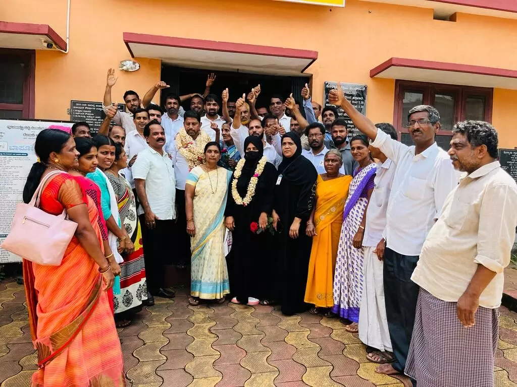 ಕೊಳ್ನಾಡು ಗ್ರಾ.ಪಂ: ಅಧ್ಯಕ್ಷರಾಗಿ ಅಶ್ರಫ್ ಸಾಲೆತ್ತೂರು, ಉಪಾಧ್ಯಕ್ಷರಾಗಿ ಅಸ್ಮಾ ತಾಳಿತ್ತನೂಜಿ ಕೊಳ್ನಾಡು ಗ್ರಾ.ಪಂ: ಅಧ್ಯಕ್ಷರಾಗಿ ಅಶ್ರಫ್ ಸಾಲೆತ್ತೂರು, ಉಪಾಧ್ಯಕ್ಷರಾಗಿ ಅಸ್ಮಾ ತಾಳಿತ್ತನೂಜಿ