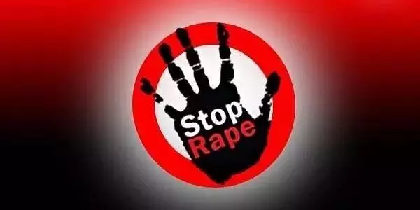 ಉತ್ತರ ಪ್ರದೇಶ : ದಲಿತ ಬಾಲಕಿಯ ಅತ್ಯಾಚಾರ ಉತ್ತರ ಪ್ರದೇಶ : ದಲಿತ ಬಾಲಕಿಯ ಅತ್ಯಾಚಾರ