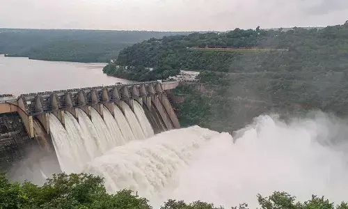 ಜಲಸಂಪನ್ಮೂಲ ಇಲಾಖೆಯೊಂದರಲ್ಲೇ   25 ಸಾವಿರ ಕೋ.ರೂ.ಗೂ ಅಧಿಕ ಮೊತ್ತ ಪಾವತಿಸಲು ಬಾಕಿ