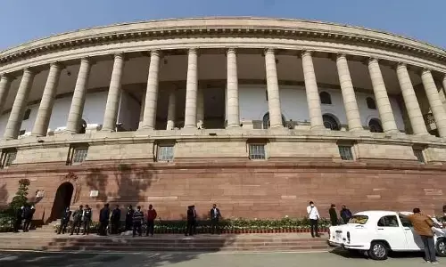 ಚುನಾವಣಾ ಆಯುಕ್ತರ ನೇಮಕಾತಿ ಪ್ರಕ್ರಿಯೆಯಿಂದ ಸಿಜೆಐ ಅವರನ್ನು ಹೊರಗಿಡುವ ಮಸೂದೆ ಮಂಡಿಸಲಿರುವ ಕೇಂದ್ರ