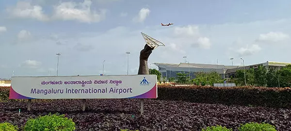 ಮಂಗಳೂರು ಅಂತರ್ರಾಷ್ಟ್ರೀಯ ವಿಮಾನ ನಿಲ್ದಾಣ: ಪ್ರಯಾಣಿಕರ ಸಂಖ್ಯೆ ಹೆಚ್ಚಳ ಮಂಗಳೂರು ಅಂತರ್ರಾಷ್ಟ್ರೀಯ ವಿಮಾನ ನಿಲ್ದಾಣ: ಪ್ರಯಾಣಿಕರ ಸಂಖ್ಯೆ ಹೆಚ್ಚಳ