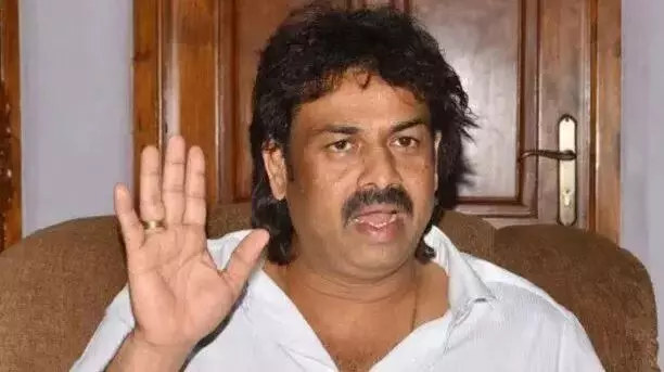 ರಾಜ್ಯದಲ್ಲಿರುವ 1695 ಅನಧಿಕೃತ ಶಾಲೆಗಳನ್ನು ಹಂತ ಹಂತವಾಗಿ ಮುಚ್ಚುತ್ತೇವೆ: ಸಚಿವ ಮಧು ಬಂಗಾರಪ್ಪ ರಾಜ್ಯದಲ್ಲಿರುವ 1695 ಅನಧಿಕೃತ ಶಾಲೆಗಳನ್ನು ಹಂತ ಹಂತವಾಗಿ ಮುಚ್ಚುತ್ತೇವೆ: ಸಚಿವ ಮಧು ಬಂಗಾರಪ್ಪ