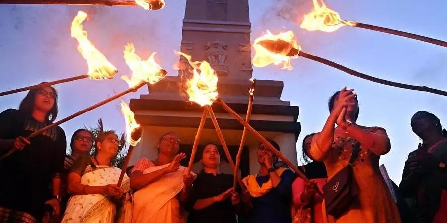 ಮಣಿಪುರ ವಿಶೇಷ ಅಧಿವೇಶನಕ್ಕೆ ಹಾಜರಾಗದಂತೆ ಕುಕಿ ಶಾಸಕರಿಗೆ ತಾಕೀತು ಮಣಿಪುರ ವಿಶೇಷ ಅಧಿವೇಶನಕ್ಕೆ ಹಾಜರಾಗದಂತೆ ಕುಕಿ ಶಾಸಕರಿಗೆ ತಾಕೀತು