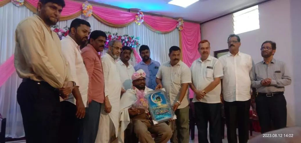 ಉಡುಪಿ: ಎನ್ಆರ್ಐ ಕಾಂಗ್ರೆಸ್ ಜಿಲ್ಲಾಧ್ಯಕ್ಷ ಶೇಖ್ ವಾಹಿದ್ಗೆ ಸನ್ಮಾನ ಉಡುಪಿ: ಎನ್ಆರ್ಐ ಕಾಂಗ್ರೆಸ್ ಜಿಲ್ಲಾಧ್ಯಕ್ಷ ಶೇಖ್ ವಾಹಿದ್ಗೆ ಸನ್ಮಾನ