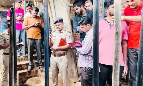 ಬೆಳಗಾವಿ: ವಿದ್ಯುತ್ ತಗುಲಿ ಅಜ್ಜ, ಅಜ್ಜಿ ಮತ್ತು ಮೊಮ್ಮಗಳು ಮೃತ್ಯು