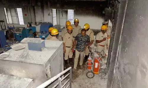 ಬಿಬಿಎಂಪಿ ಮುಖ್ಯ ಕಚೇರಿ ಆವರಣದಲ್ಲಿ ಬೆಂಕಿ: ತನಿಖೆಗೂ ಮುನ್ನ ಅಂತಿಮ ತೀರ್ಮಾನ ಬೇಡ ಎಂದ ಡಿಕೆ ಶಿವಕುಮಾರ್‌