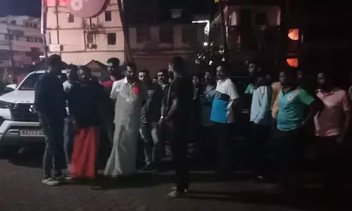 ಸುಳ್ಯದಲ್ಲಿ ಅನೈತಿಕ ಪೊಲೀಸ್‌ಗಿರಿ; ಯುವಕನಿಗೆ ಸಂಘ ಪರಿವಾರದ ಕಾರ್ಯಕರ್ತರಿಂದ ಹಲ್ಲೆ: ಓರ್ವ ವಶಕ್ಕೆ