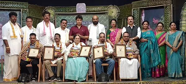 ಸುರತ್ಕಲ್: ಆಟಿದ ಪೊರ್ಲು, ಅಭಿನಂದನಾ ಕಾರ್ಯಕ್ರಮ ಸುರತ್ಕಲ್: ಆಟಿದ ಪೊರ್ಲು, ಅಭಿನಂದನಾ ಕಾರ್ಯಕ್ರಮ