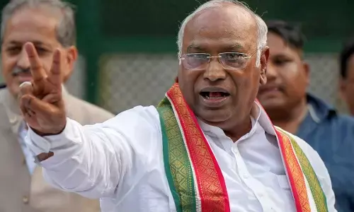 ಮೋದಿ ಆಡಳಿತದಲ್ಲಿ ದೇಶದ ಆರೋಗ್ಯ ವ್ಯವಸ್ಥೆ ರೋಗಗ್ರಸ್ತ: ಖರ್ಗೆ ವಾಗ್ದಾಳಿ