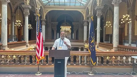 ಅಮೆರಿಕಾ: ಇಂಡಿಯಾನಾಪೊಲಿಸ್ ನಲ್ಲಿ ನಡೆದ ಸ್ಪೀಕರ್ ಕಾನ್ಫರೆನ್ಸ್ ನಲ್ಲಿ ಯು.ಟಿ ಖಾದರ್ ಭಾಗಿ