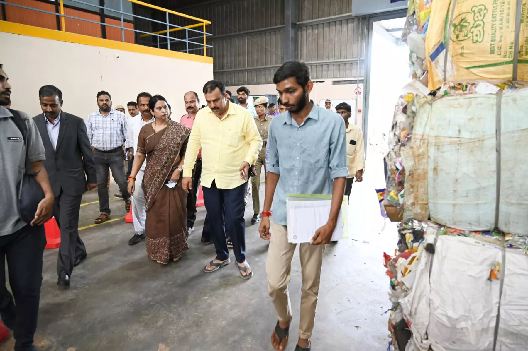 ನಿಟ್ಟೆ ಘನತ್ಯಾಜ್ಯ ನಿರ್ವಹಣಾ ಕೇಂದ್ರಕ್ಕೆ ಉಸ್ತುವಾರಿ ಸಚಿವೆ ಲಕ್ಷ್ಮಿ ಹೆಬ್ಬಾಳ್ಕರ್ ಭೇಟಿ