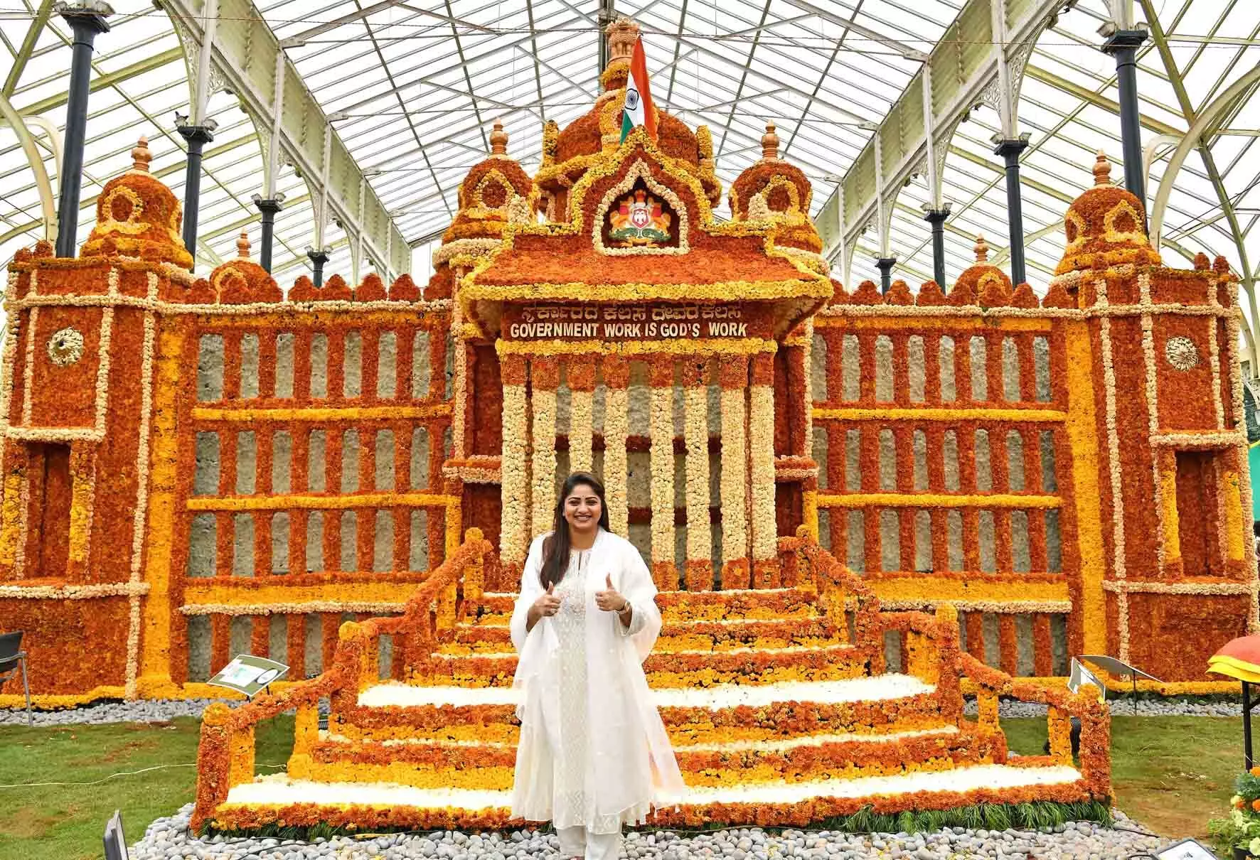 ಲಾಲ್‌ ಬಾಗ್‌ ಫಲಪುಷ್ಪ ಪ್ರದರ್ಶನಕ್ಕೆ ಬಂದ ನಟಿ ರಚಿತಾ ರಾಮ್‌