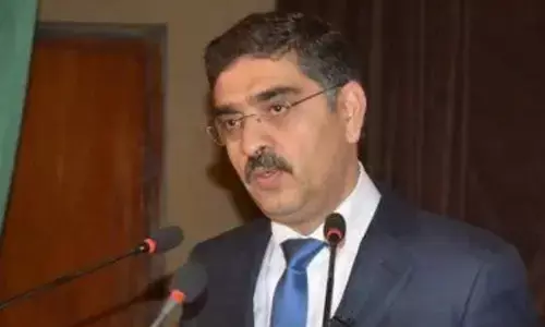 ಪಾಕಿಸ್ತಾನದ ಹಂಗಾಮಿ ಪ್ರಧಾನಿಯಾಗಿ ಅನ್ವರ್- ಉಲ್- ಹಕ್ ಕಾಕರ್ ಪ್ರಮಾಣ ವಚನ ಸ್ವೀಕಾರ