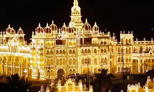 ಮೈಸೂರು ದಸರಾಕ್ಕೆ ಆಕರ್ಷಕ ಲೋಗೋ, ನೆಚ್ಚಿನ ತಾಣದ ಬಗ್ಗೆ ಬರಹ ಸ್ಪರ್ಧೆ: ವಿಜೇತರಿಗೆ ಸಿಗಲಿದೆ ನಗದು ಬಹುಮಾನ