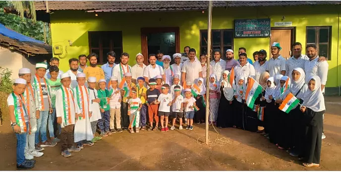 ಬೀಟಿಗೆ: ಹಯಾತುಲ್ ಇಸ್ಲಾಂ ಮದರಸದಲ್ಲಿ ಸ್ವಾತಂತ್ರ್ಯ ದಿನಾಚರಣೆ ಬೀಟಿಗೆ: ಹಯಾತುಲ್ ಇಸ್ಲಾಂ ಮದರಸದಲ್ಲಿ ಸ್ವಾತಂತ್ರ್ಯ ದಿನಾಚರಣೆ