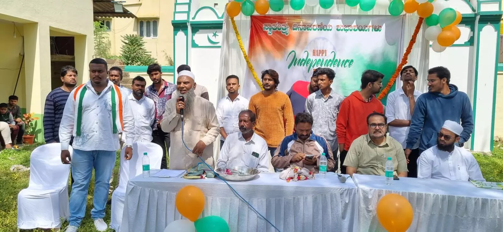 ಕೌದೇನಹಳ್ಳಿ | ಮಕ್ಕಾ ಮಸ್ಜಿದ್ ವತಿಯಿಂದ ಗ್ರಂಥಾಲಯ, ಸ್ಮಾರ್ಟ್ ಕ್ಲಾಸ್ ಕೊಠಡಿ ಉದ್ಘಾಟನೆ ಕೌದೇನಹಳ್ಳಿ | ಮಕ್ಕಾ ಮಸ್ಜಿದ್ ವತಿಯಿಂದ ಗ್ರಂಥಾಲಯ, ಸ್ಮಾರ್ಟ್ ಕ್ಲಾಸ್ ಕೊಠಡಿ ಉದ್ಘಾಟನೆ