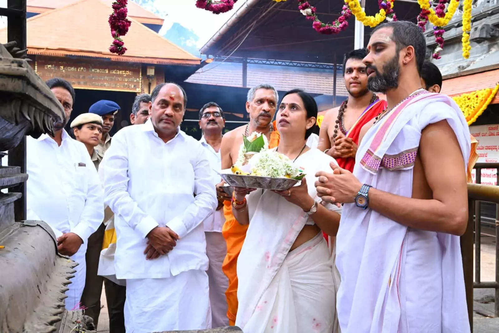 ಕೊಲ್ಲೂರು: ಉಸ್ತುವಾರಿ ಸಚಿವೆಯಿಂದ ವಿಶೇಷ ಪೂಜೆ