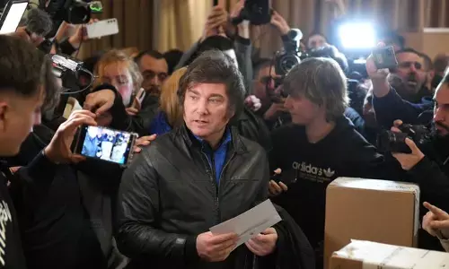 ಅರ್ಜೆಂಟೀನಾ ಅಧ್ಯಕ್ಷೀಯ ಅಭ್ಯರ್ಥಿ ಆಯ್ಕೆ ಚುನಾವಣೆ: ರಾಕ್ ಸ್ಟಾರ್ ಜೇವಿಯರ್ ಮುನ್ನಡೆ