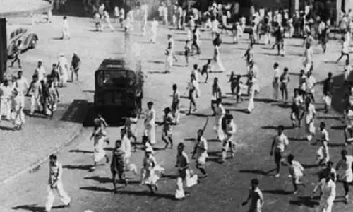 ಉತ್ತರಪ್ರದೇಶ: ಚೌರಿ ಚೌರಾ ದುರಂತದಲ್ಲಿ ಮಡಿದ 22 ಪೊಲೀಸರಿಗೆ ಇನ್ನು ಮುಂದೆ ಗೌರವ ಸಮರ್ಪಣೆ ಇಲ್ಲ