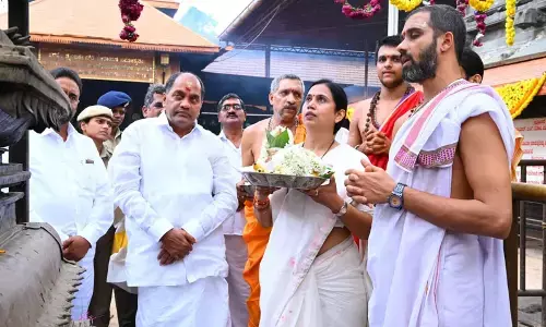 ಕೊಲ್ಲೂರು: ಉಸ್ತುವಾರಿ ಸಚಿವೆಯಿಂದ ವಿಶೇಷ ಪೂಜೆ