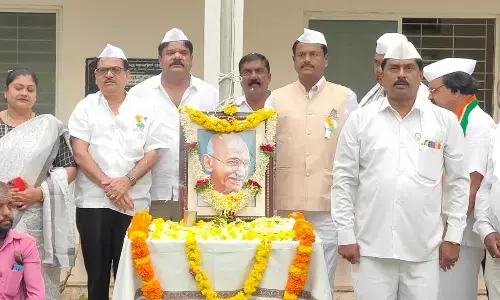 ದಾವಣಗೆರೆ: ಜಿಲ್ಲಾ ಕಾಂಗ್ರೆಸ್‍ನಿಂದ 77ನೇ ಸ್ವಾತಂತ್ರ್ಯೋತ್ಸವ ಆಚರಣೆ