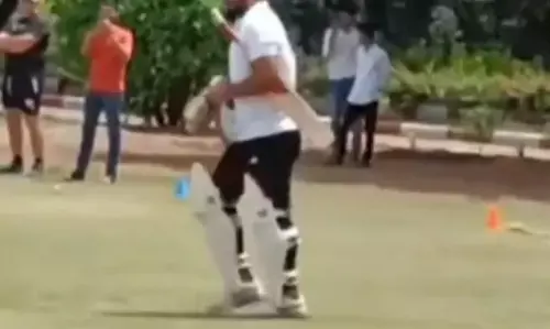 ಅಭ್ಯಾಸ ಪಂದ್ಯದಲ್ಲಿ ರಿಷಭ್ ಪಂತ್ ಬ್ಯಾಟಿಂಗ್