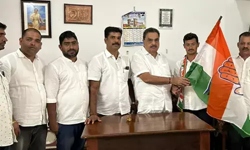 ನೆಟ್ಲಮುಡ್ನೂರು ಗ್ರಾಮ ಪಂಚಾಯತ್ ಬಿಜೆಪಿ ಬೆಂಬಲಿತ ಅಧ್ಯಕ್ಷ ಕಾಂಗ್ರೆಸ್ ಸೇರ್ಪಡೆ