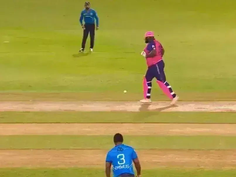 ವೆಸ್ಟ್ ಇಂಡೀಸ್ ನ ದಢೂತಿ ಕ್ರಿಕೆಟಿಗ ಕಾರ್ನ್ ವಾಲ್ ರನೌಟ್ ವೀಡಿಯೊ ವೈರಲ್