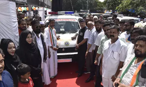 ವಾಯ್ಸ್ ಆಫ್ ಬ್ಲಡ್ ಡೋನರ್ಸ್‌ಗೆ ಉಚಿತ ಆ್ಯಂಬುಲೆನ್ಸ್ ಹಸ್ತಾಂತರ