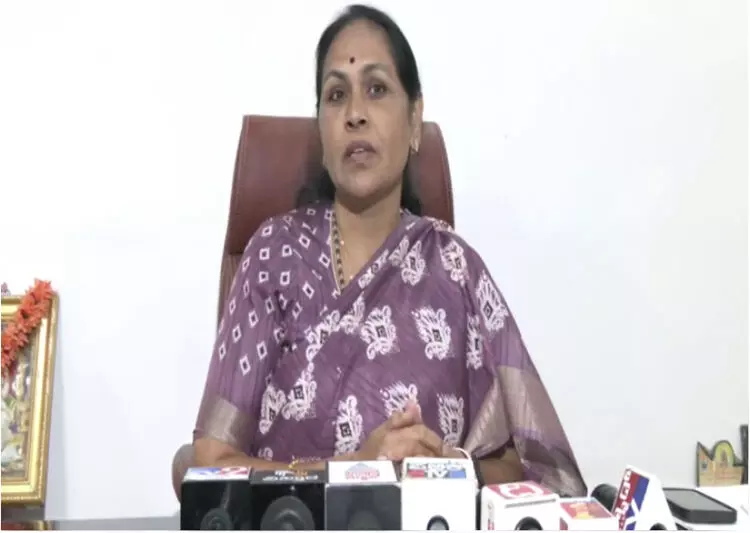 ಬಿಜೆಪಿ ತೊರೆದವರನ್ನು ಮತ್ತೊಮ್ಮೆ ಪಕ್ಷಕ್ಕೆ ಸೇರ್ಪಡೆ ಮಾಡಿಕೊಳ್ಳುವ ಅಗತ್ಯವಿದೆ: ಶೋಭಾ ಕರಂದ್ಲಾಜೆ ಬಿಜೆಪಿ ತೊರೆದವರನ್ನು ಮತ್ತೊಮ್ಮೆ ಪಕ್ಷಕ್ಕೆ ಸೇರ್ಪಡೆ ಮಾಡಿಕೊಳ್ಳುವ ಅಗತ್ಯವಿದೆ: ಶೋಭಾ ಕರಂದ್ಲಾಜೆ