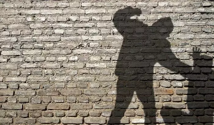 ಉತ್ತರ ಪ್ರದೇಶ: ದೊಣ್ಣೆಯಿಂದ ಥಳಿಸಿ ದಂಪತಿಯ ಹತ್ಯೆ ಉತ್ತರ ಪ್ರದೇಶ: ದೊಣ್ಣೆಯಿಂದ ಥಳಿಸಿ ದಂಪತಿಯ ಹತ್ಯೆ