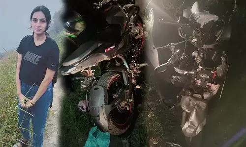 ವಿರಾಜಪೇಟೆ: ಎರಡು ದ್ವಿಚಕ್ರ ವಾಹನಗಳು ಮುಖಾಮುಖಿ ಢಿಕ್ಕಿ; ಯುವತಿ ಸಾವು, ಓರ್ವ ಗಂಭೀರ