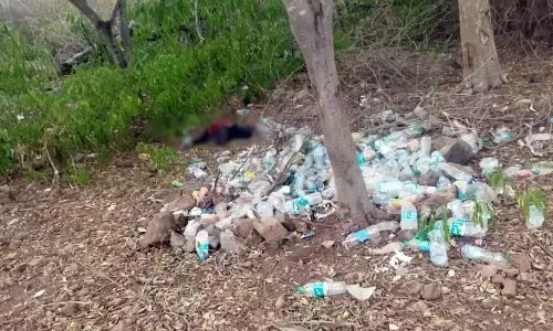 ಹನೂರು: ಮಲೆಮಹದೇಶ್ವರ ಬೆಟ್ಟದಿಂದ ಹಿಂದಿರುಗುತ್ತಿದ್ದವರ ಮೇಲೆ ಕಾಡಾನೆ ದಾಳಿ: ಓರ್ವ ಮೃತ್ಯು