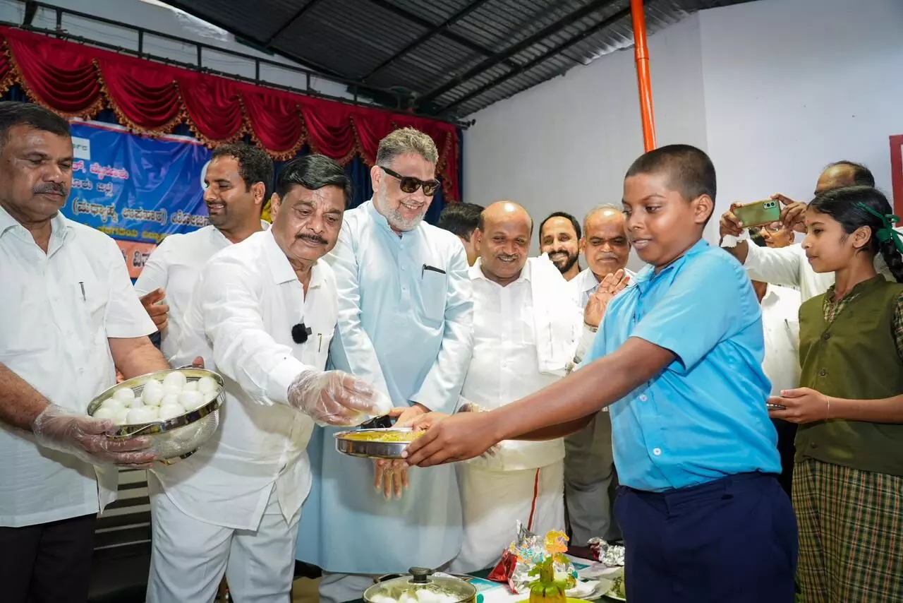 ಆಹಾರದ ಹಕ್ಕನ್ನು ಕಸಿದುಕೊಳ್ಳಲು ಯಾರಿಗೂ ಅವಕಾಶವಿಲ್ಲ: ಮೊಟ್ಟೆ ವಿತರಣೆ ಬಗ್ಗೆ ಸಚಿವ ಡಾ.ಎಚ್.ಸಿ.ಮಹದೇವಪ್ಪ