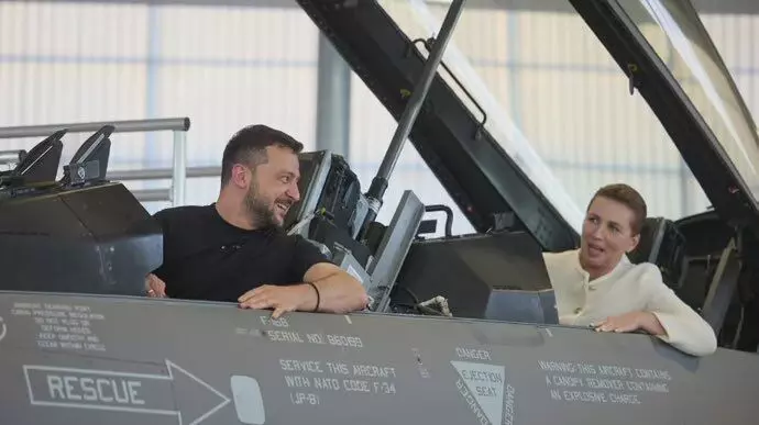 ಉಕ್ರೇನ್ಗೆ ಎಫ್-16 ಜೆಟ್ ಒದಗಿಸಿದರೆ ಸಂಘರ್ಷ ಉಲ್ಬಣ; ಡೆನ್ಮಾರ್ಕ್ಗೆ ರಶ್ಯ ಎಚ್ಚರಿಕೆ ಉಕ್ರೇನ್ಗೆ ಎಫ್-16 ಜೆಟ್ ಒದಗಿಸಿದರೆ ಸಂಘರ್ಷ ಉಲ್ಬಣ; ಡೆನ್ಮಾರ್ಕ್ಗೆ ರಶ್ಯ ಎಚ್ಚರಿಕೆ