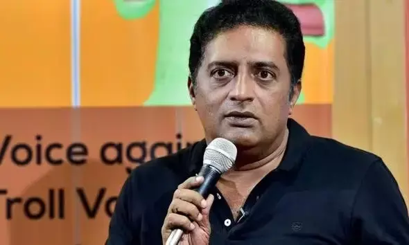 ʼಚಂದ್ರಯಾನದಿಂದ ಬಂದ ಮೊದಲ ದೃಶ್ಯʼ ಎಂದು ಹಂಚಿಕೊಂಡಿದ್ದ ಟ್ವೀಟ್‌ ವಿವಾದವಾದ ಬೆನ್ನಲ್ಲೇ ಸ್ಪಷ್ಟನೆ ನೀಡಿದ ನಟ