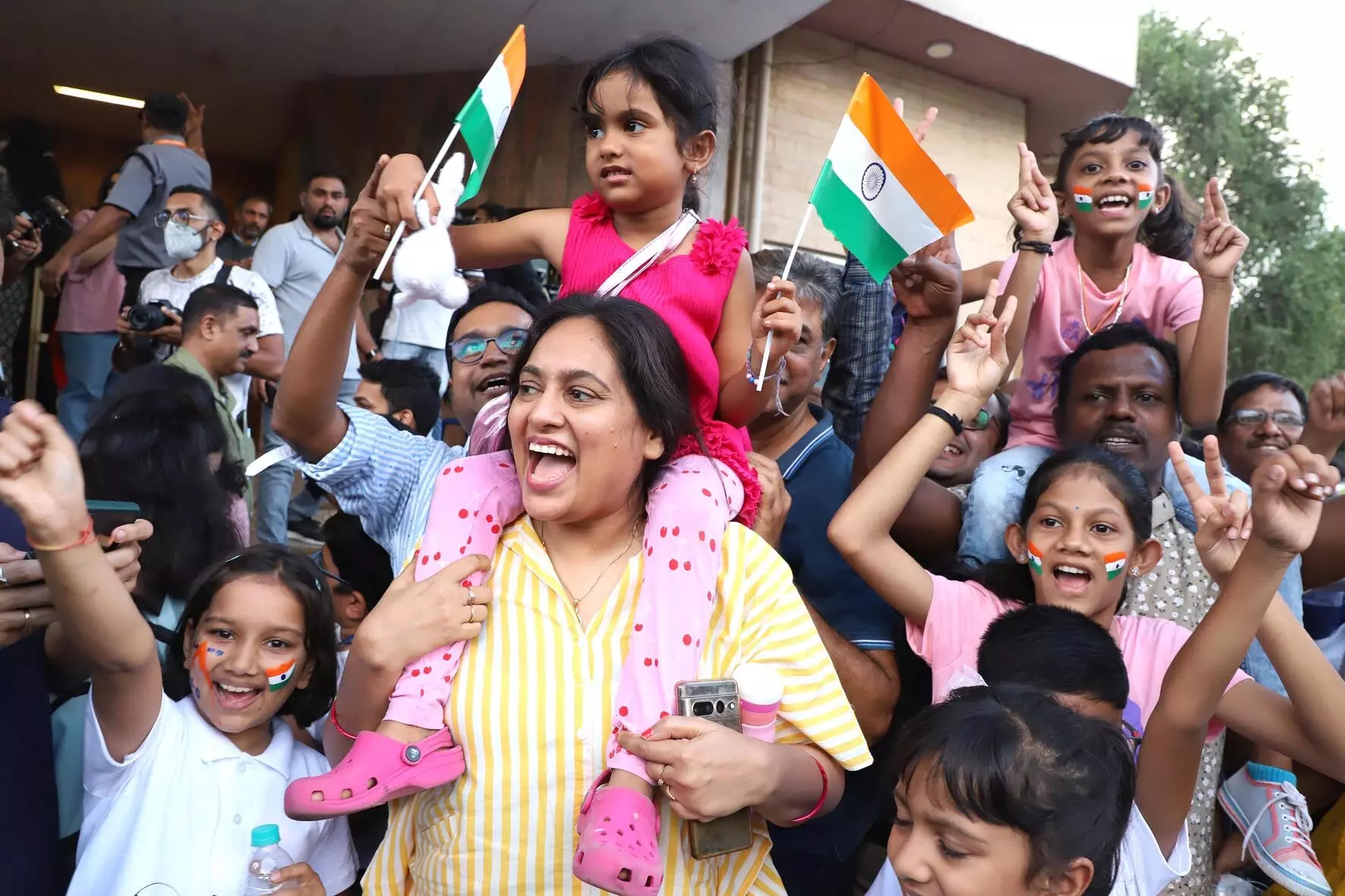 ಚಂದ್ರಯಾನ 3 ಯಶಸ್ವಿ: ರಾಜ್ಯದೆಲ್ಲೆಡೆ ಸಂಭ್ರಮ