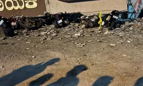 ತೀರ್ಥಹಳ್ಳಿ: ಜೈಲರ್ ಸಿನೆಮಾ ಪ್ರದರ್ಶನದ ವೇಳೆ ಕುಸಿದ ಚಿತ್ರಮಂದಿರದ ಮುಂಭಾಗದ ಗೋಡೆ