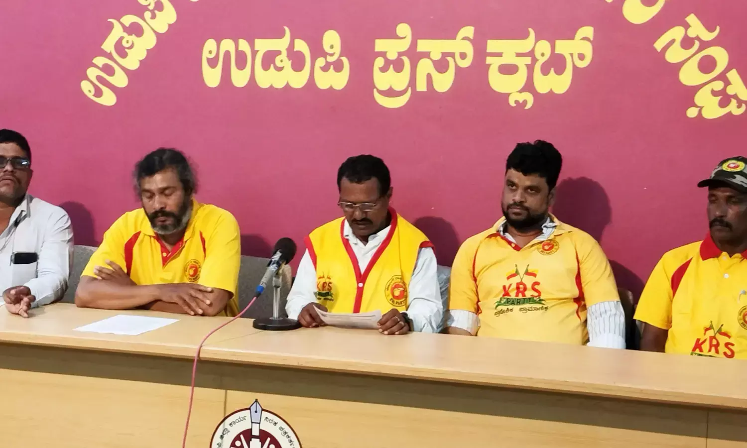 ಸೌಜನ್ಯ ಕುಟುಂಬಕ್ಕೆ ನ್ಯಾಯ, ಪ್ರಕರಣದ ಮರು ತನಿಖೆಗೆ ಆಗ್ರಹಿಸಿ ಬೆಳ್ತಂಗಡಿಯಿಂದ ಬೆಂಗಳೂರಿಗೆ ಕೆಆರ್‌ಎಸ್ ಪಕ್ಷದ ಪಾದಯಾತ್ರೆ