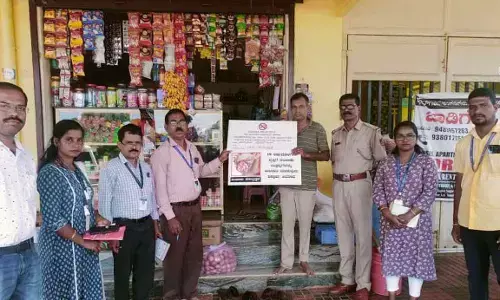 ತಂಬಾಕು ತನಿಖಾ ದಳದಿಂದ ದಾಳಿ: ದಂಡ ವಸೂಲಿ