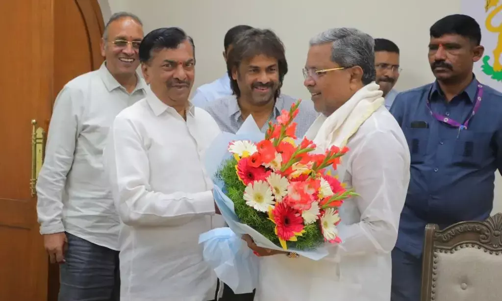 ಸಿಎಂ ಸಿದ್ದರಾಮಯ್ಯ ಅವರನ್ನು ಭೇಟಿಯಾದ ಆಯನೂರು ಮಂಜುನಾಥ್‌