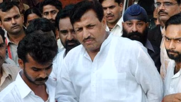 ಕವಯತ್ರಿ ಮಧುಮಿತಾ ಶುಕ್ಲಾ ಹತ್ಯೆ ಪ್ರಕರಣದ ದೋಷಿ ಉತ್ತರ ಪ್ರದೇಶದ ಮಾಜಿ ಸಚಿವ ಅಮರಮಣಿ ಶೀಘ್ರವೇ ಜೈಲಿನಿಂದ ಬಿಡುಗಡೆ