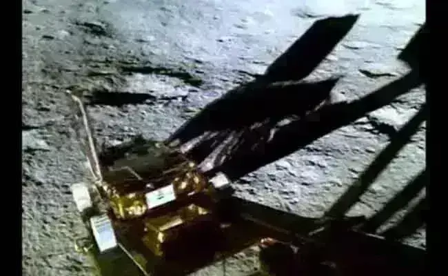 ಚಂದ್ರನ ಅಂಗಳದಿಂದ ಪ್ರಥಮ ವಿಡಿಯೊ ಹಂಚಿಕೊಂಡ ಪ್ರಗ್ಯಾನ್ ರೋವರ್