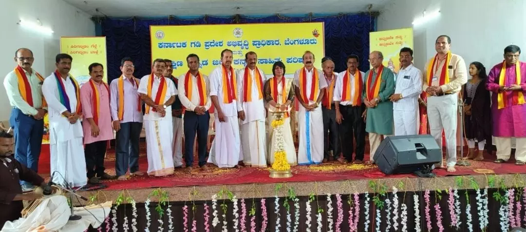 ಅನುದಾನಿತ ಶಾಲೆಗಳನ್ನು ಉಳಿಸಿ: ಗಡಿನಾಡ ಉತ್ಸವದಲ್ಲಿ ಪ್ರಭಾಕರ ಜೋಶಿ