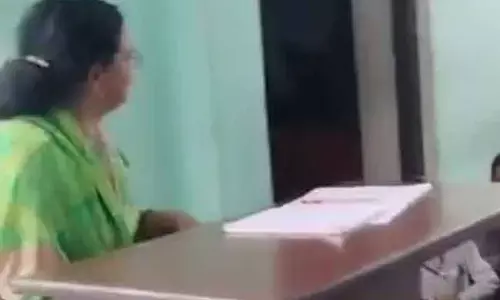 “ಕ್ಷುಲ್ಲಕ ಸಂಗತಿ”: ಮುಸ್ಲಿಂ ವಿದ್ಯಾರ್ಥಿಗೆ ಹೊಡೆಯುವಂತೆ ಸಹಪಾಠಿಗಳಿಗೆ ಸೂಚಿಸಿದ ಶಿಕ್ಷಕಿಯ ಸಮರ್ಥನೆ