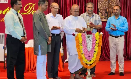 ಆಸಕ್ತಿಯ ಕ್ಷೇತ್ರದಲ್ಲಿ ಯಶಸ್ಸನ್ನು ಸಾಧಿಸಲು ಪೋಷಕರ ಪ್ರೋತ್ಸಾಹ ಅಗತ್ಯ: ಪ್ರೊ.ರೇವಣ್‌ಕರ್